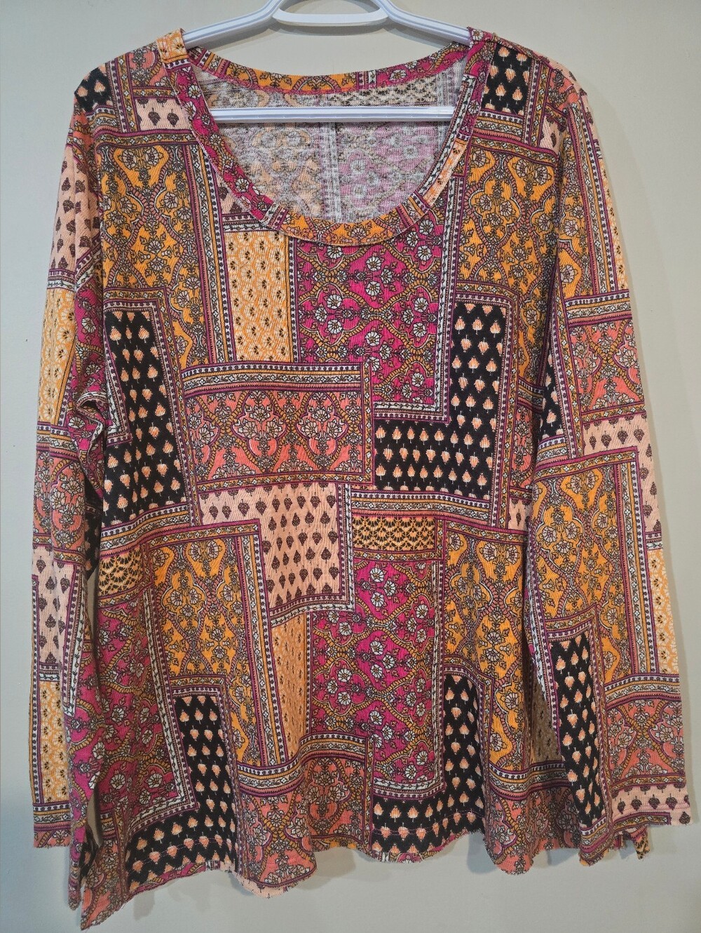 Scoop Neck. Patchwork Print. Long Sleeve Tunic Top. Women's XL. Boho Vibes!